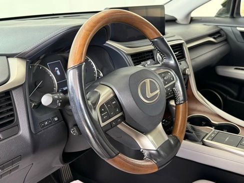 Used 2022 Lexus RX 350L FWD w/ Premium Package image 17