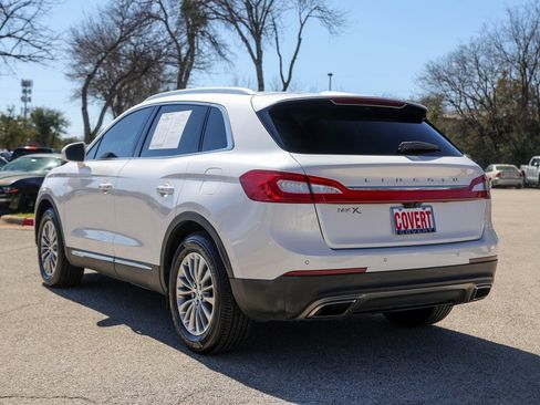 Used 2018 Lincoln MKX Select w/ Select Plus Package image 3