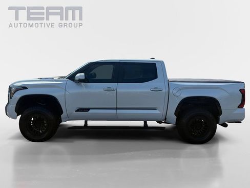 Used 2024 Toyota Tundra Platinum AWD/4WD image 4