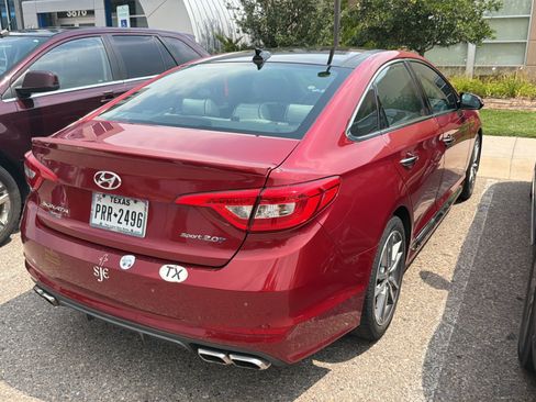 Used 2015 Hyundai Sonata Sport 2.0T w/ Option Group 07 FWD image 3