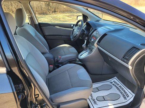Used 2011 Nissan Sentra 2.0 SR FWD image 12