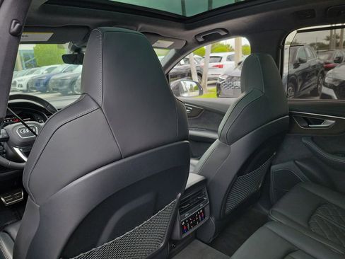 Certified 2023 Audi SQ7 Prestige w/ Prestige Package AWD/4WD image 24