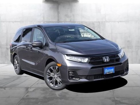 New 2026 Honda Odyssey Touring image 2