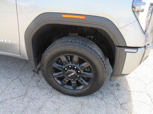 Used 2025 GMC Sierra 2500 AT4 AWD/4WD image 47