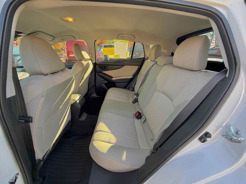 Used 2021 Subaru Impreza 2.0i Premium image 16