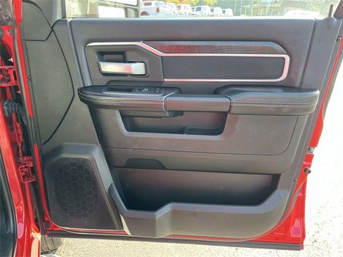 Used 2024 RAM 3500 Big Horn image 27