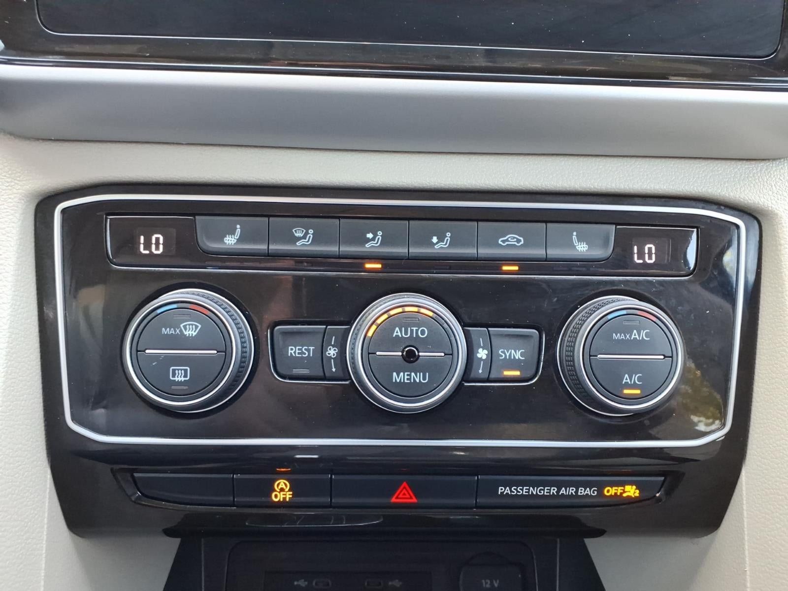 Used 2022 Volkswagen Atlas SE AWD/4WD image 25