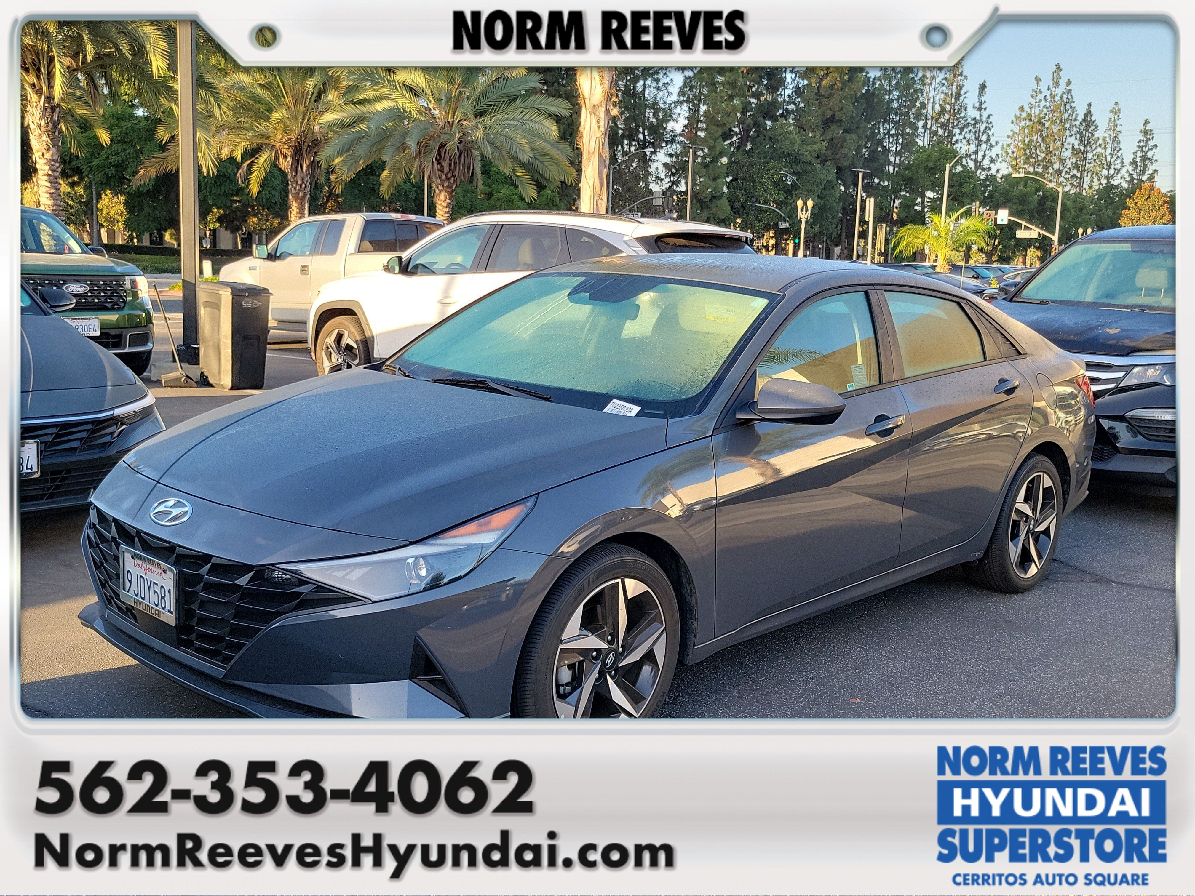 Used 2023 Hyundai Elantra SEL w/ Convenience Package FWD image 1