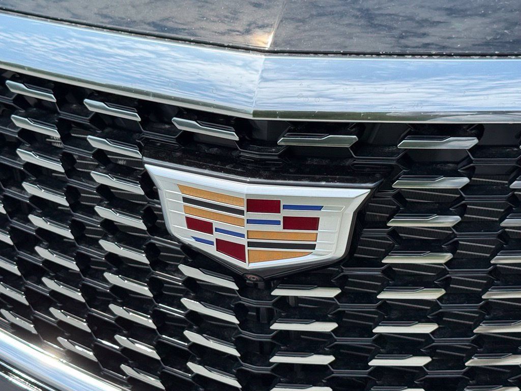 Certified 2026 Cadillac XT5 Premium Luxury w/ Driver Assist Package FWD image 7