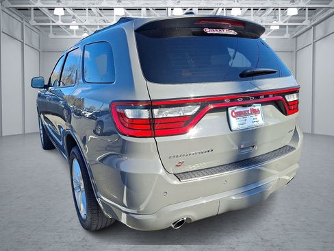 Used 2024 Dodge Durango GT image 3