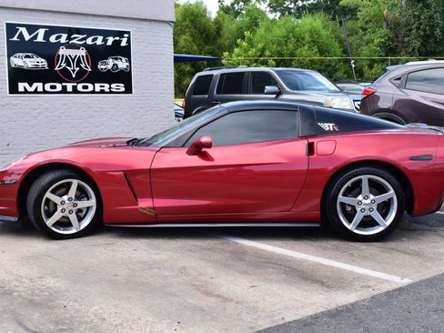 Used 2005 Chevrolet Corvette Coupe w/ Preferred Equipment Group RWD image 3