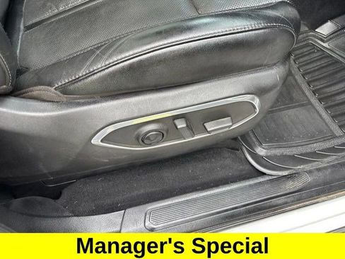 Used 2022 Jeep Wagoneer Series III w/ Premium Group I AWD/4WD image 41