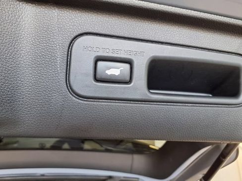 Used 2024 Honda Pilot Elite image 26