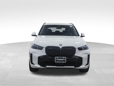 Used 2026 BMW X5 xDrive40i w/ M Sport Package image 8