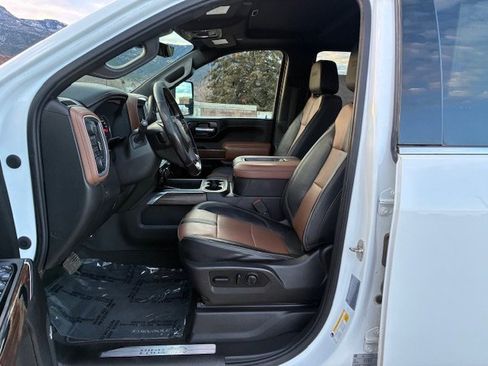 Used 2022 Chevrolet Silverado 2500 High Country image 12