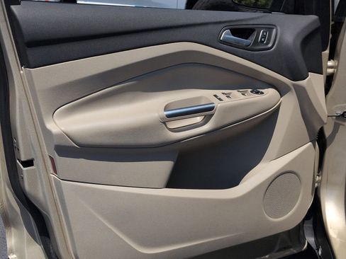 Used 2018 Ford Escape SEL FWD image 12