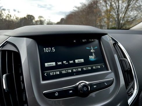 Used 2018 Chevrolet Cruze LT w/ Convenience Package image 41