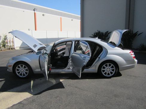Used 2008 Mercedes-Benz S 550 image 11