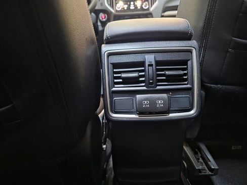 Used 2023 Subaru Forester Limited image 29