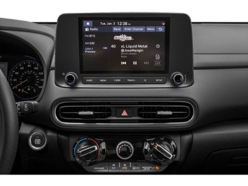 Certified 2023 Hyundai Kona SEL w/ Convenience Package AWD/4WD image 13