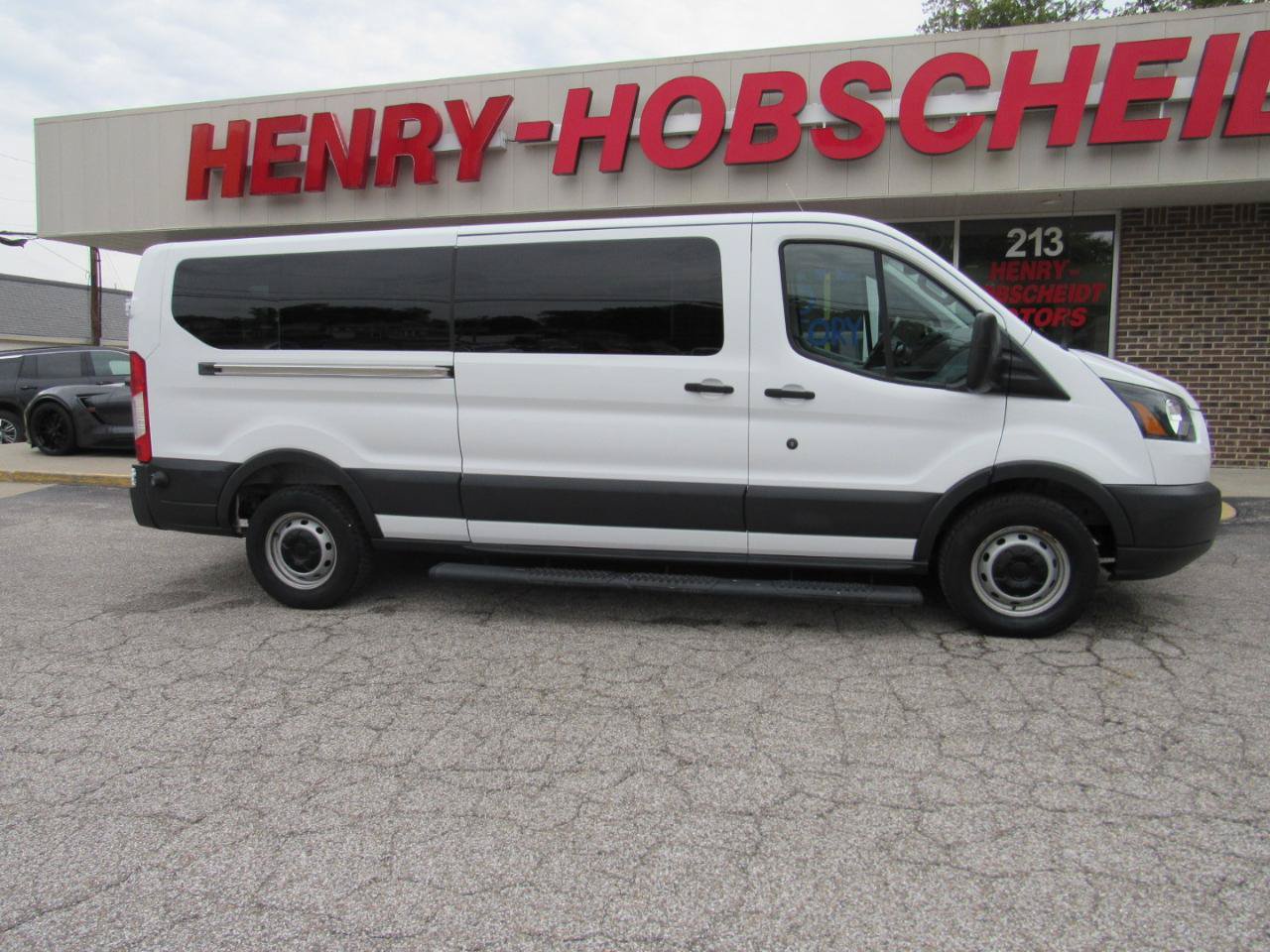 Used 2016 Ford Transit 350 XL RWD image 8