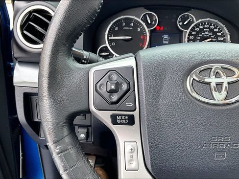 Used 2017 Toyota Tundra Platinum image 17