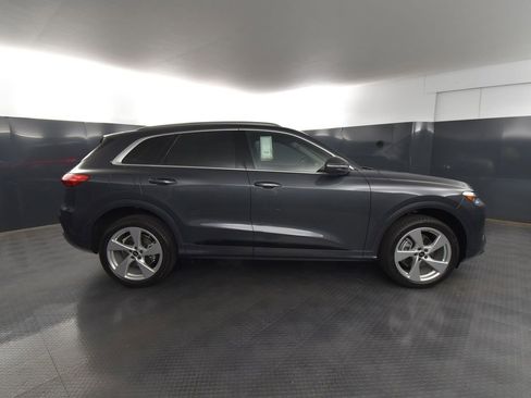 New 2025 Audi Q5 Premium Plus image 6