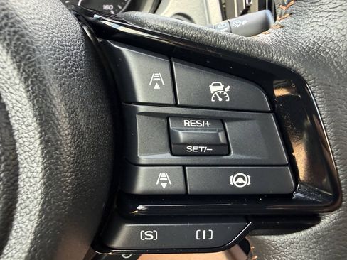 Used 2025 Subaru Forester Touring w/ Popular Package - Touring AWD/4WD image 35