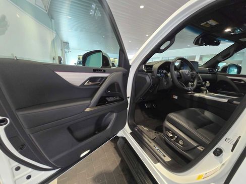 Used 2026 Lexus LX 700h F Sport AWD/4WD image 22