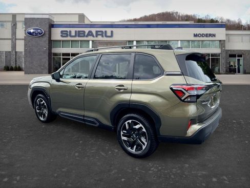 Used 2025 Subaru Forester Limited w/ Popular Package #1 AWD/4WD image 6