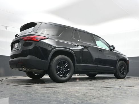 Used 2022 Chevrolet Traverse LT w/ Midnight/Sport Edition image 48