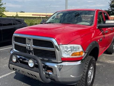 Used 2012 RAM 2500 ST w/ Chrome Appearance Group AWD/4WD image 2