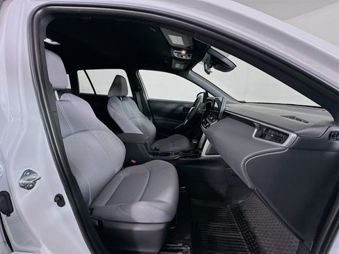 Certified 2024 Toyota Corolla Cross SE image 27