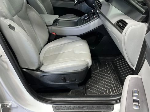 Used 2021 Hyundai Palisade SEL w/ Premium Package image 23