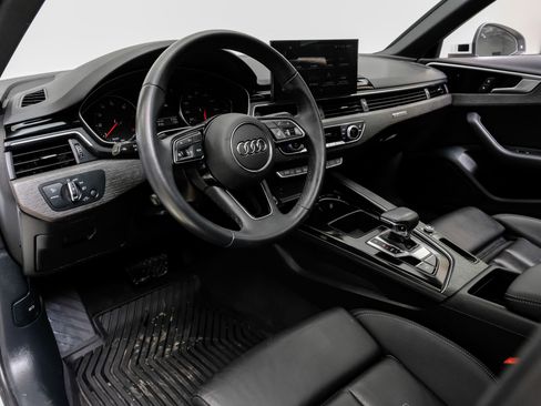 Used 2023 Audi A4 2.0T Premium w/ Convenience Package image 3