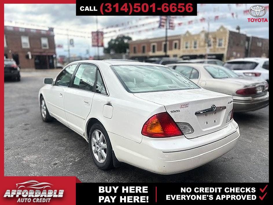 Used 2002 Toyota Avalon XLS FWD image 3