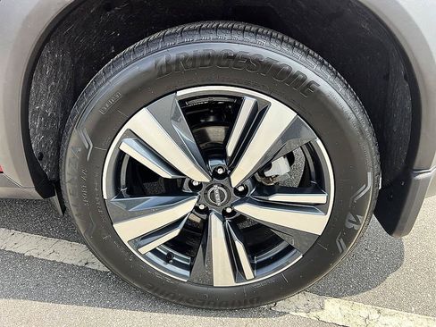 Certified 2023 Nissan Rogue SL w/ SL Premium Package FWD image 10