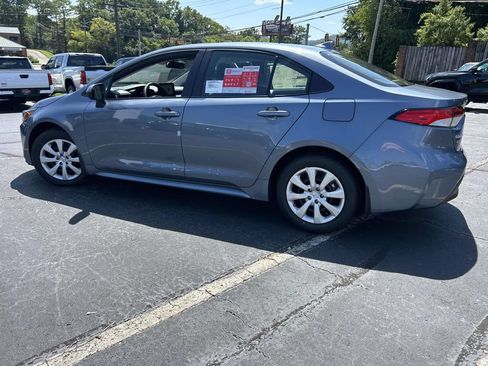 New 2026 Toyota Corolla LE FWD image 6
