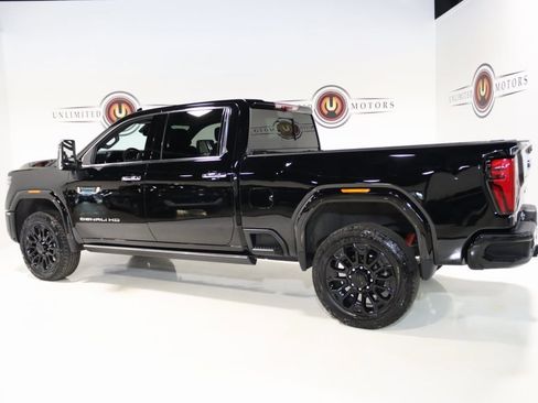 Used 2024 GMC Sierra 2500 Denali Ultimate image 42