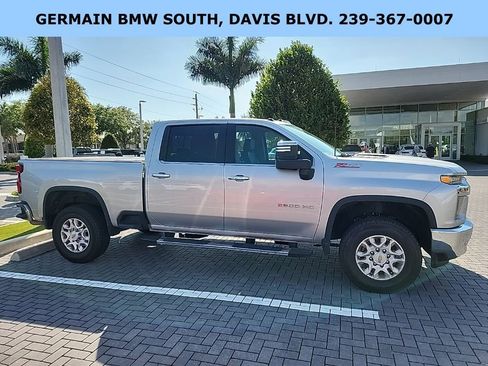 Used 2022 Chevrolet Silverado 2500 LTZ w/ LTZ Plus Package image 7