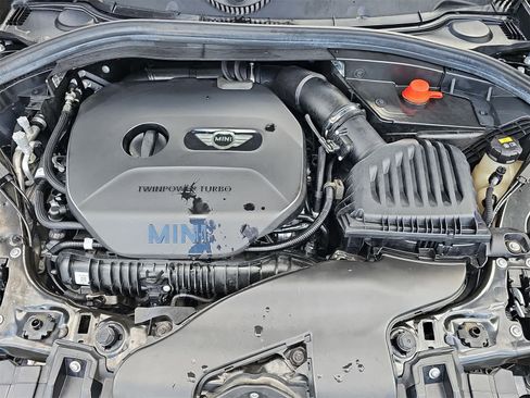 Used 2019 MINI Cooper Clubman S w/ Premium Package image 14