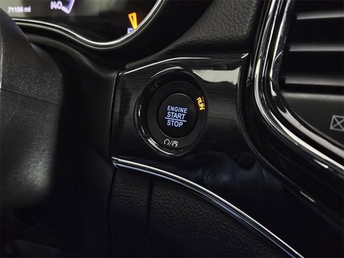 Used 2021 Jeep Grand Cherokee Trailhawk image 18