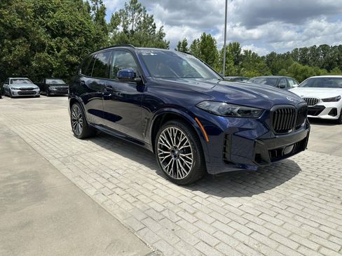 Used 2026 BMW X5 xDrive40i w/ M Sport Package AWD/4WD image 14