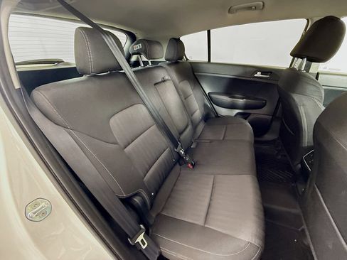 Used 2020 Kia Sportage LX AWD/4WD image 25