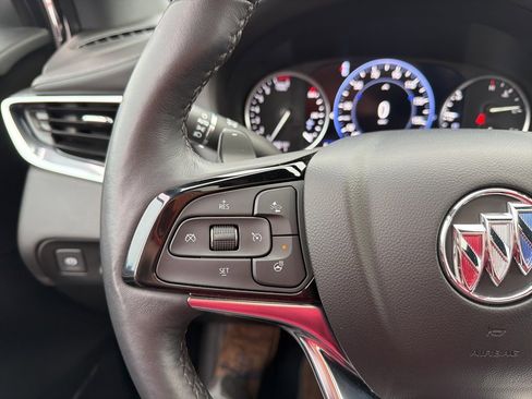 Used 2024 Buick Enclave Avenir w/ Avenir Technology Package image 22