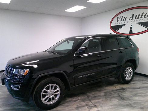 Used 2019 Jeep Grand Cherokee Laredo image 6