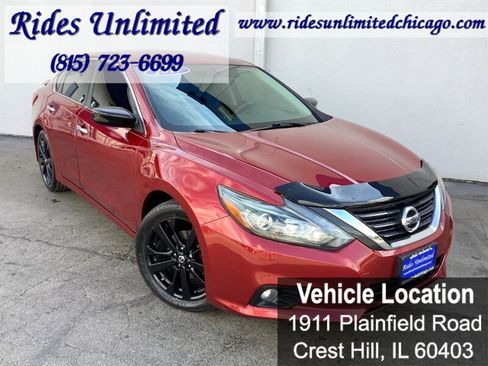 Used 2017 Nissan Altima 2.5 SR w/ Midnight Edition Package image 8