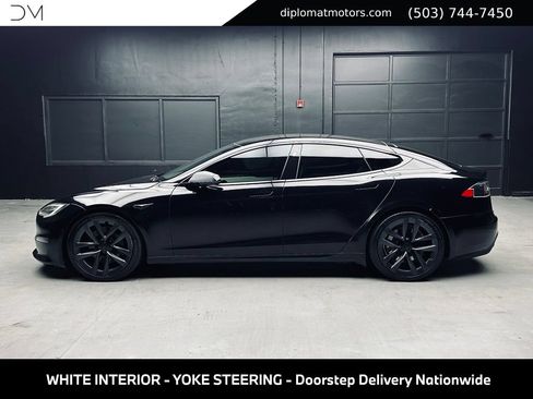 Used 2022 Tesla Model S AWD/4WD image 4