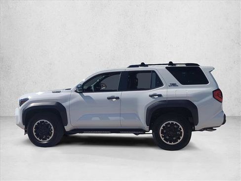 Certified 2025 Toyota 4Runner TRD Off-Road AWD/4WD image 8