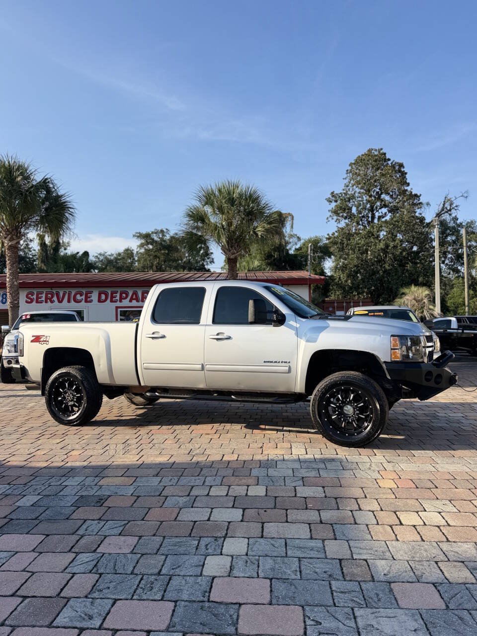 Used 2013 Chevrolet Silverado 2500 LT w/ Z71 Appearance Package AWD/4WD image 6